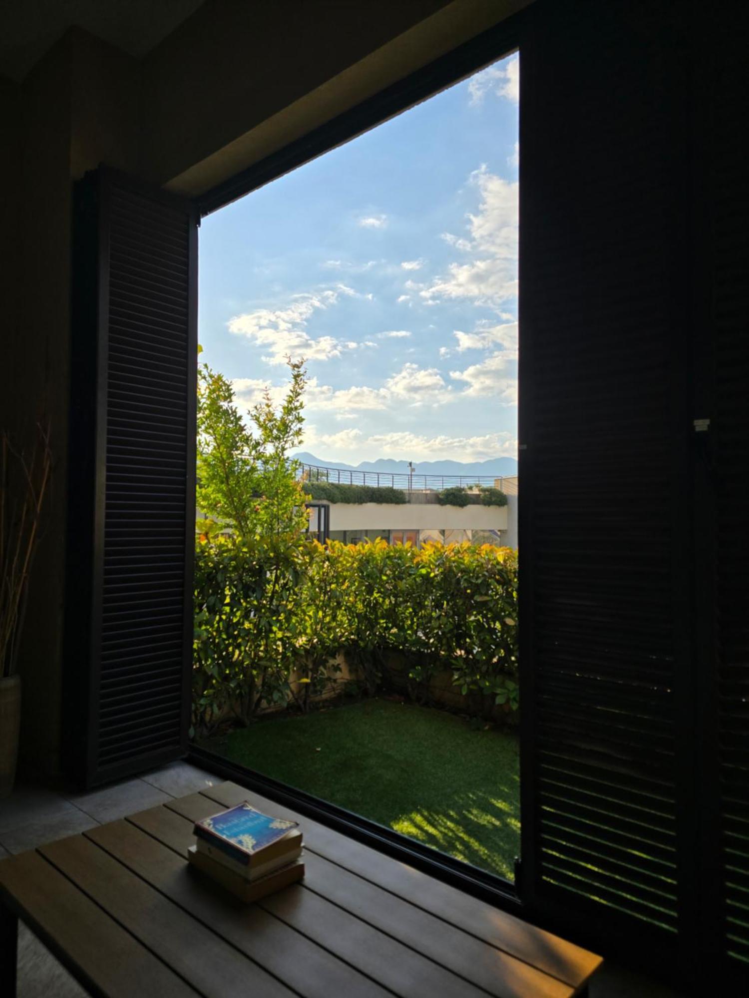 Lavender Bay Apartment Dee B02 ดอนิมอรินิ ภายนอก รูปภาพ
